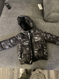 4t Nike Jacket 3-4 Yrs Old