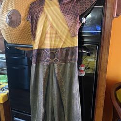 Raya Costume Size S