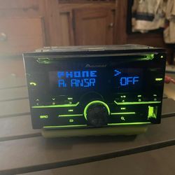  Double Din Works Good And Good Condition  Pioneer MIXTRAX AM FM Bluetooth USB CD Player Radio FH-X730BS Double Din