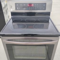 Black stainless oven