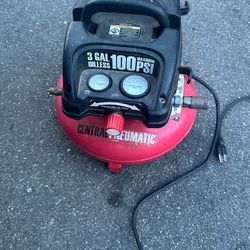 Central Pneumatic 3 Gallon Air Compressor – 100 PSI (Oil-Free)