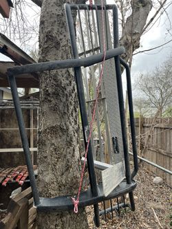 99to07 2500 Brush Guard Front