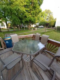 All season - Outdoor Table, 6 Chairs Set and Umbrella Stand.