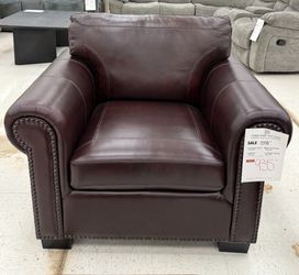 Cassidy Leather Burgandy Chair