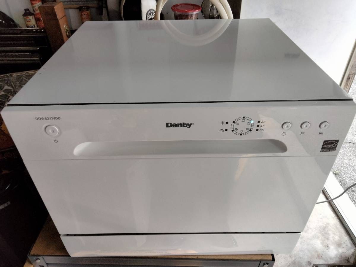 Danby 6 Settings Dishwasher