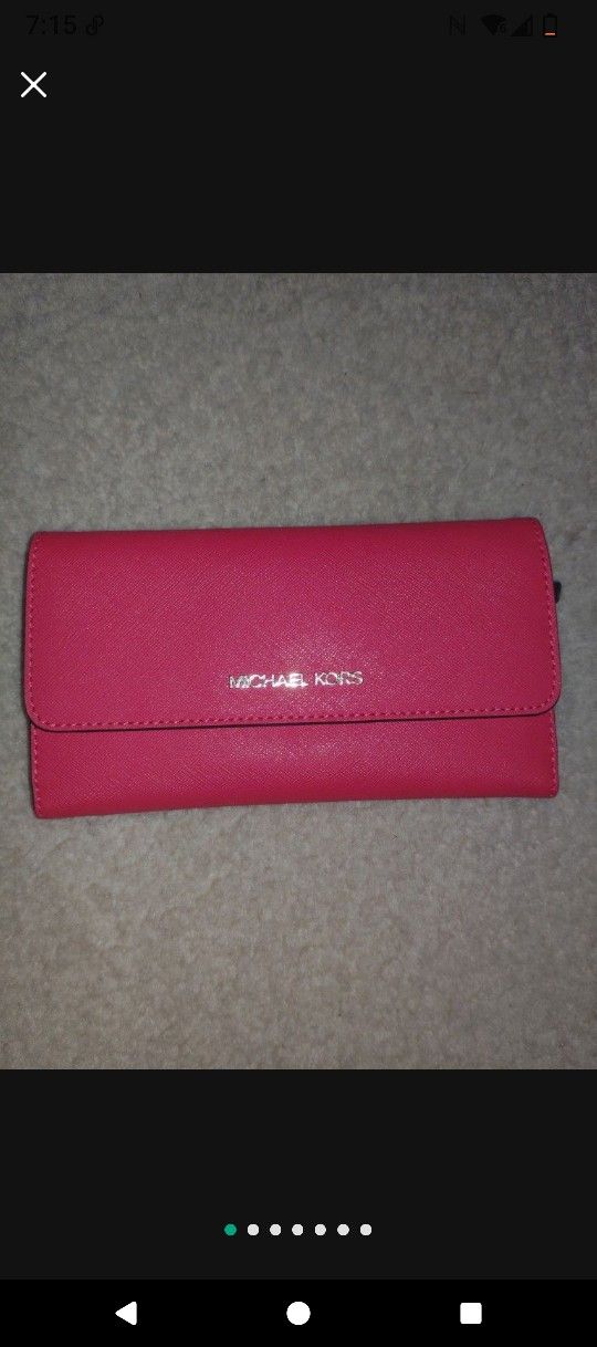 Michael Kors Trifold Wallet