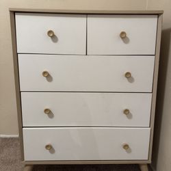  5- Drawer Chest