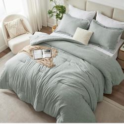 New in box -CozyLux California King Comforter Set - 3 Pieces Sage Green Soft Luxury Cationic Dyeing Cal King Size Bedding Comforter All Season, Breath