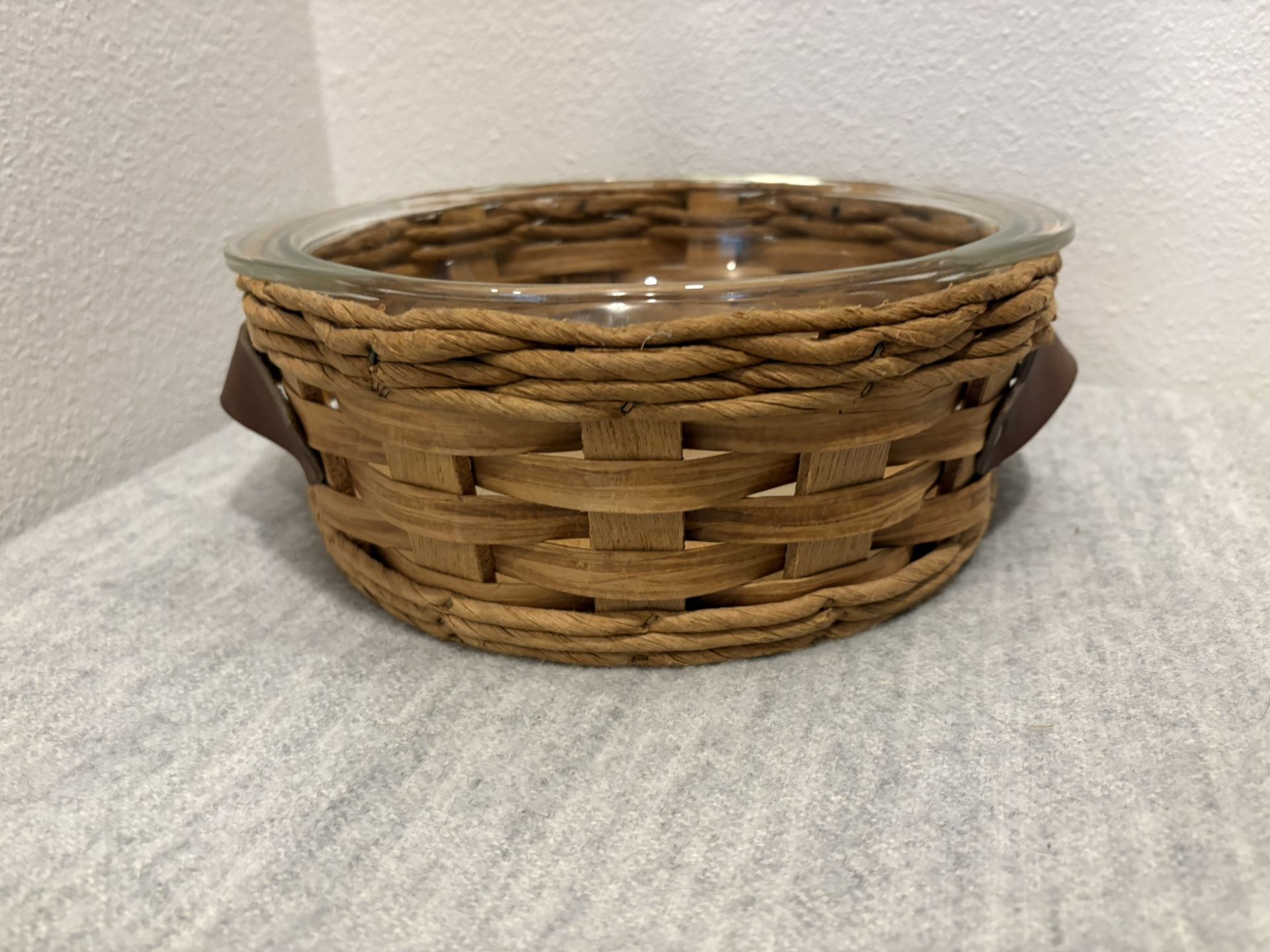 Pyrex basket & 9 inch Casserole dish bowl- Country Farmhouse Kitchen - Simi Valley 