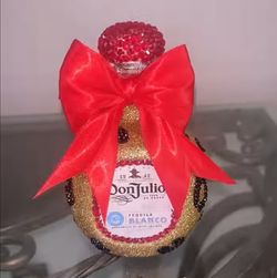 Party Decorations 🍾