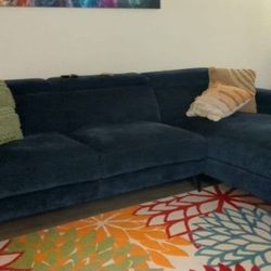 SERENO BLUE MIDNIGHT SECTIONAL 