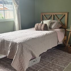 Twin Bed 