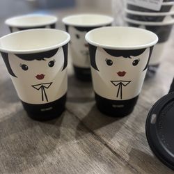 Chic Black & White Disposable Coffee Cups – 29 Cups + 12 Lids