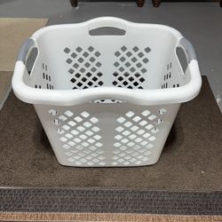 Large Laundry Basket Like New. 