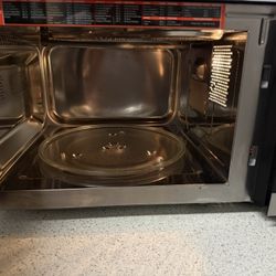 Coffe Table/ Microwave 