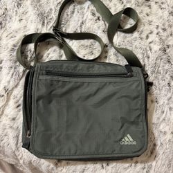 Adidas Multifunctional Bag with many Sections Padded Section for iPad. Unisex. NEW