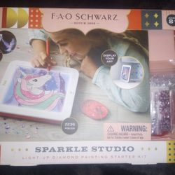 GIFT)LIGHT UP UNICORN GEM STONE STARTER KIT BRAND NEW!!