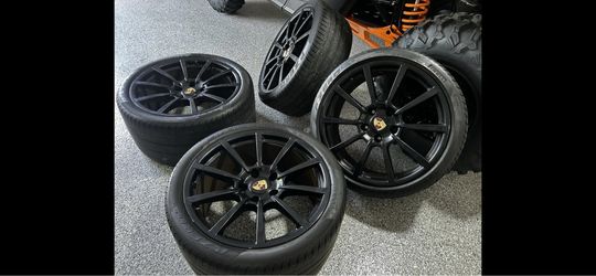 Wheels , set of 4 .Porsche 991 911 20” Carrera