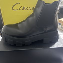 Circus NY Darielle, Black Boot 11M