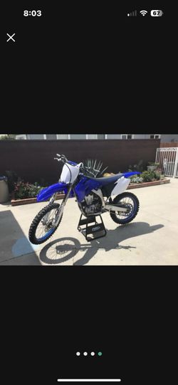 Looking Atv / Dirt Bike/ Quads