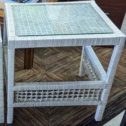 White Wicker Accent Tables/Night Stands 