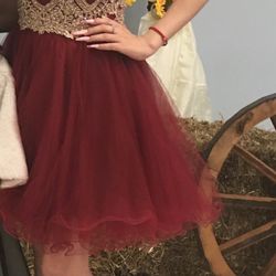 Burgundy And Gold Dress / Vestido Vino Con Dorado