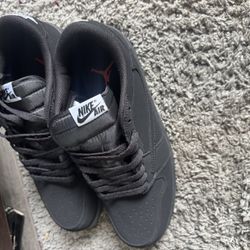 Black Nike 