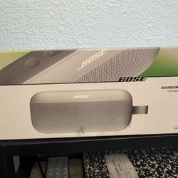 BOSE SOUNDLINK FLEX Gen 2 Bluetooth Speaker, Still Sealed  (BRAND NEW) $85 FIRM