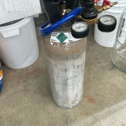 CO2 Tank 