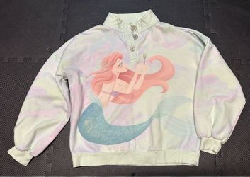Ariel Sweater Size Medium