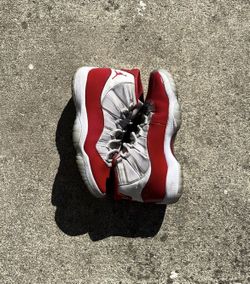 Jordan 11 Cherry