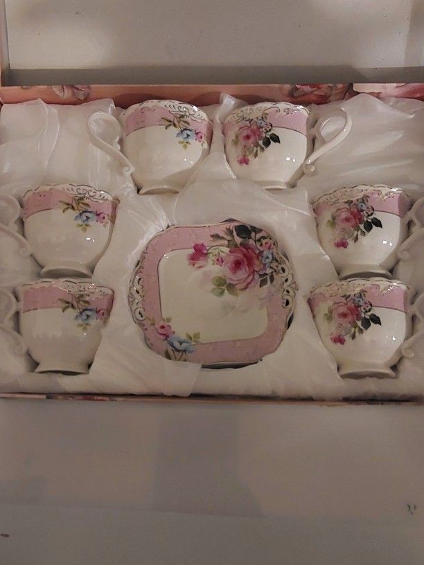Set Of 6 Floral Tea Cup And Saucer