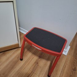 Red Kitchen, Ice Maker, Blender, Air Popper Bread Box Garbage Can Chooper