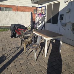 Table And Chairs 