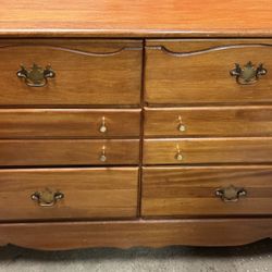 Maple-Wood Dresser