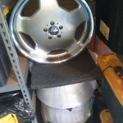 20 X 11 NEW Rims