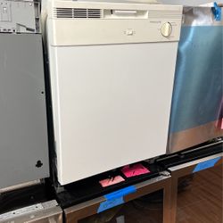 FRIGIDAIRE DISHWASHER 
