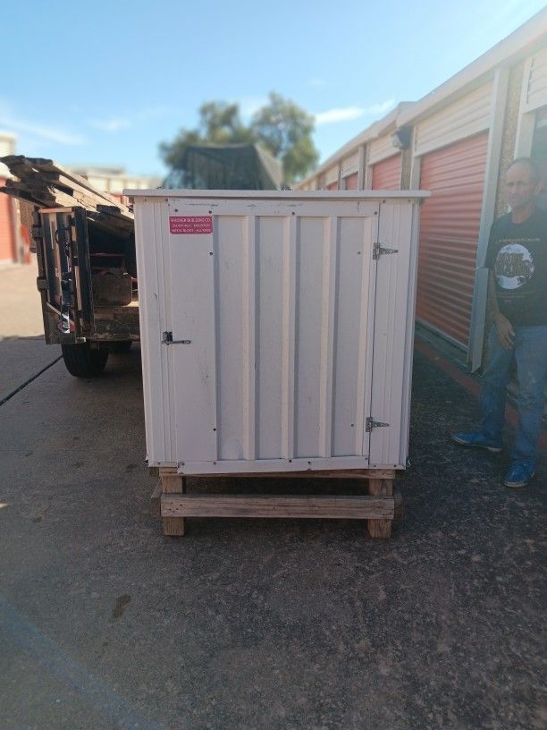 Metal Shed/ Building Small 43" Tall x36" Wide