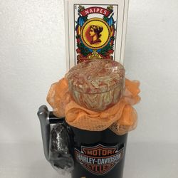 Gift Set: Perfect for birthdays or a thoughtful gift.