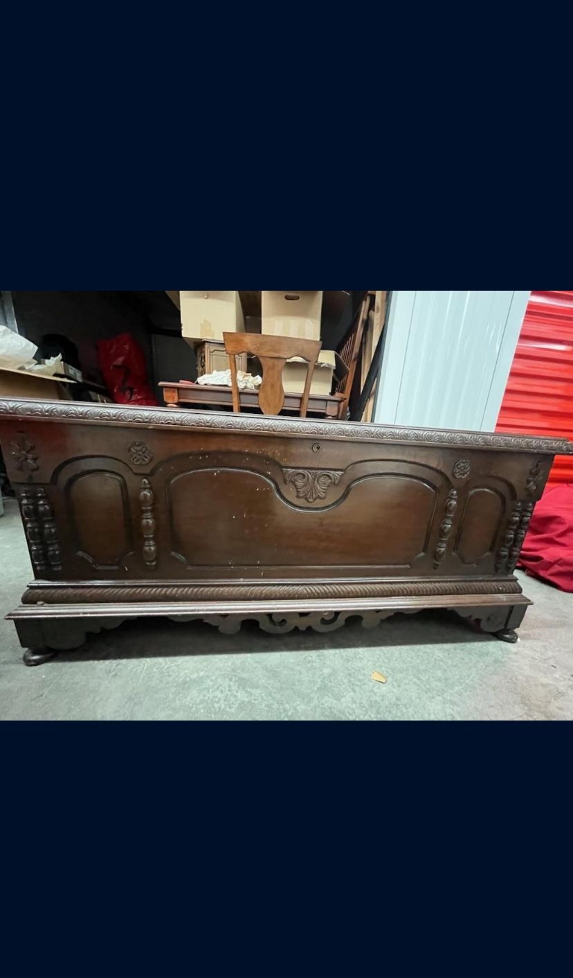 Solid Wood Chest/Trunk