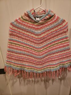 Adorable girls size 10 Gap sweater poncho