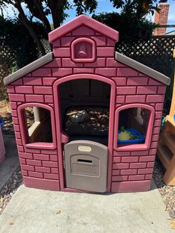Little Tikes Endless Adventures Tikes Town Playhouse