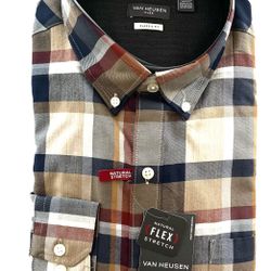 VAN HEUSEN MEN’s DRESS SHIRT