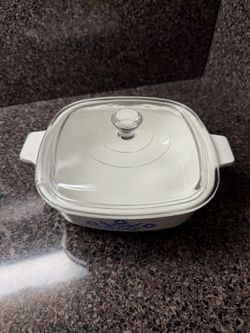 Vintage blue cornflower Corningware casserole dish 1qt