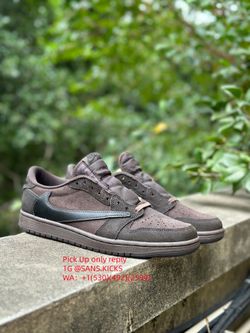 Travis Scott x Air Jordan 1 Retro Low OG SP 'Velvet Brown' 2