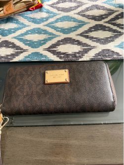 Michael Kors wallet