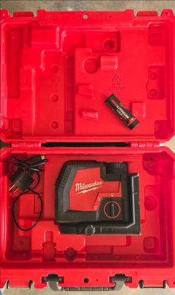 Milwaukee cross line laser
