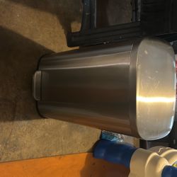 Stainless Steel 16-Gallon Soft-Close Trash Can (Step Pedal)