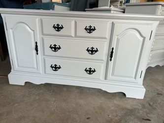 Grey dresser