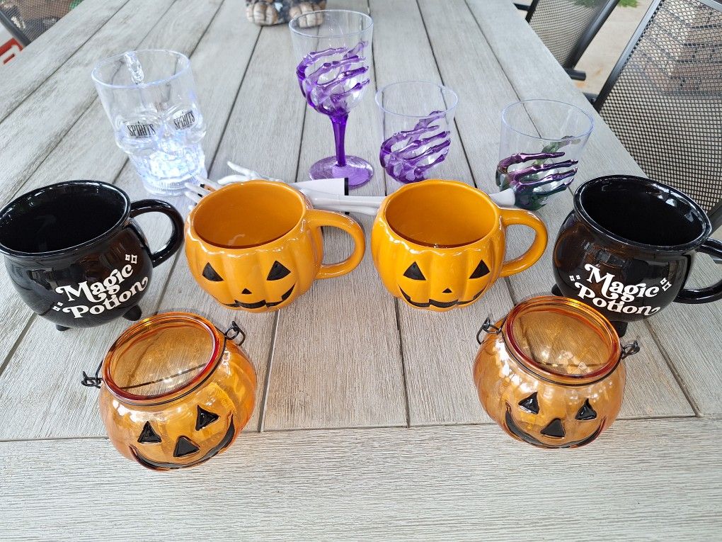 Halloween Mugs And Accessories